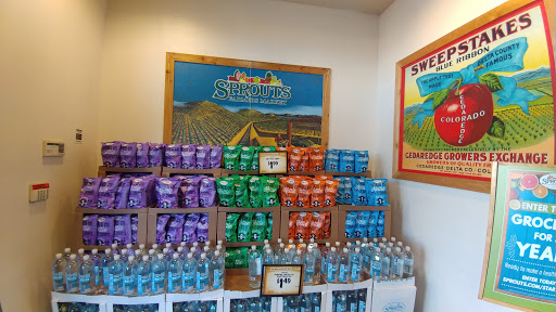 Health Food Store «Sprouts Farmers Market», reviews and photos, 635 S Green Valley Pkwy, Henderson, NV 89052, USA