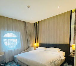 Grace Hotel photo