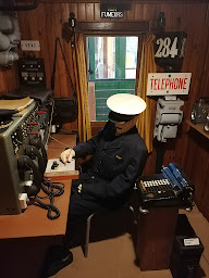 Photo n°20 de Muséotrain et train touristique à Semur-en-Vallon ()