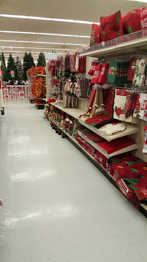 Discount Store «Big Lots», reviews and photos, 103 N Poplar St, Searcy, AR 72143, USA