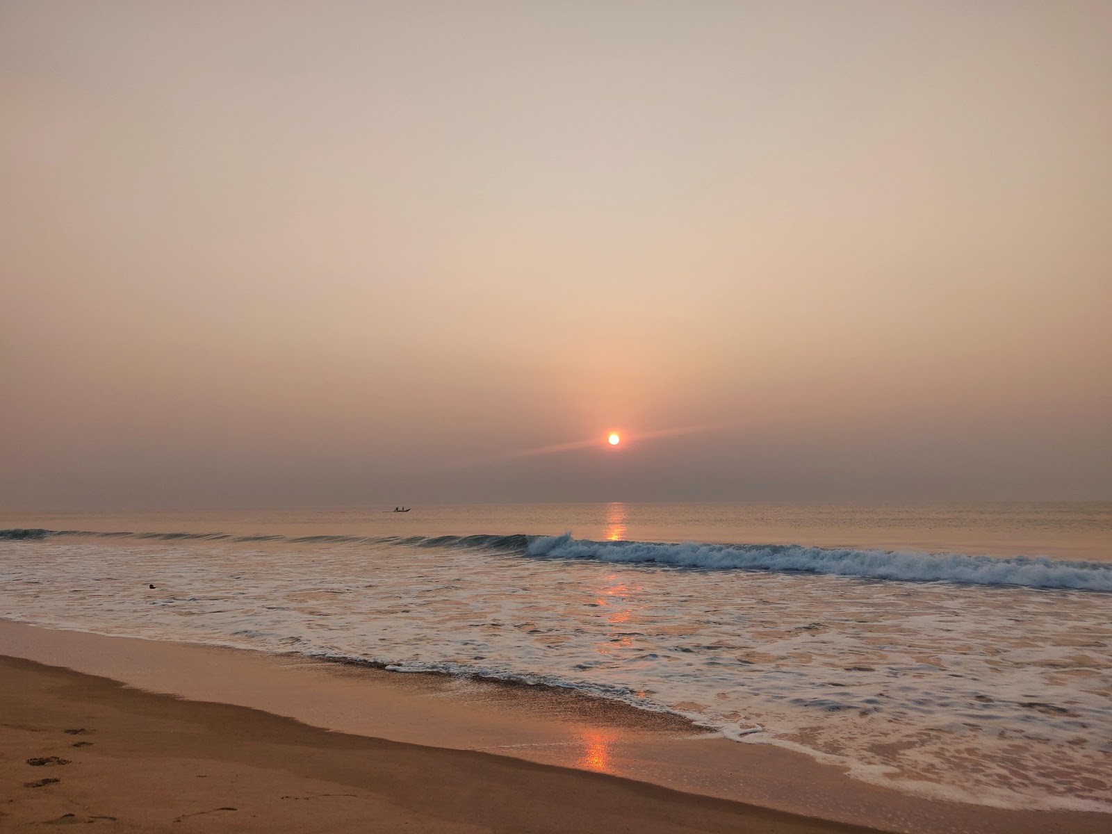 Foto di Sri Hanuman Sagar Beach con costa lunga e dritta
