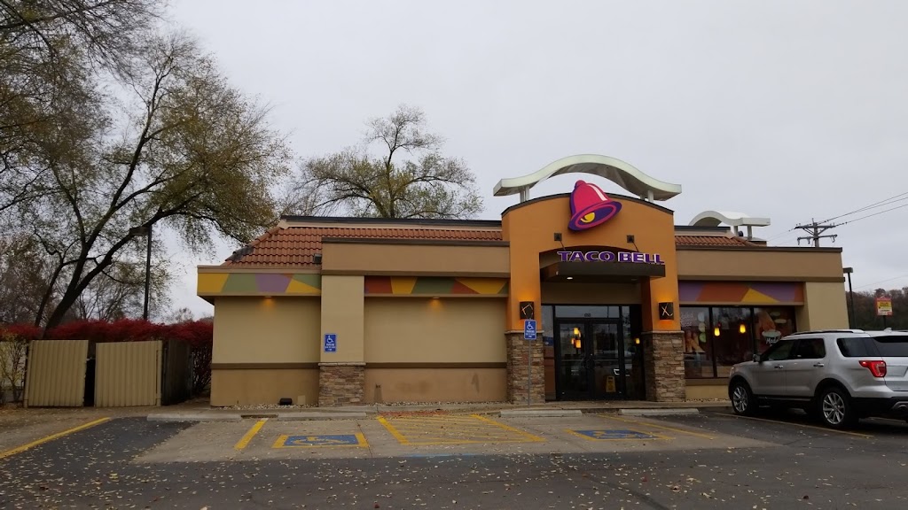 Taco Bell 63051