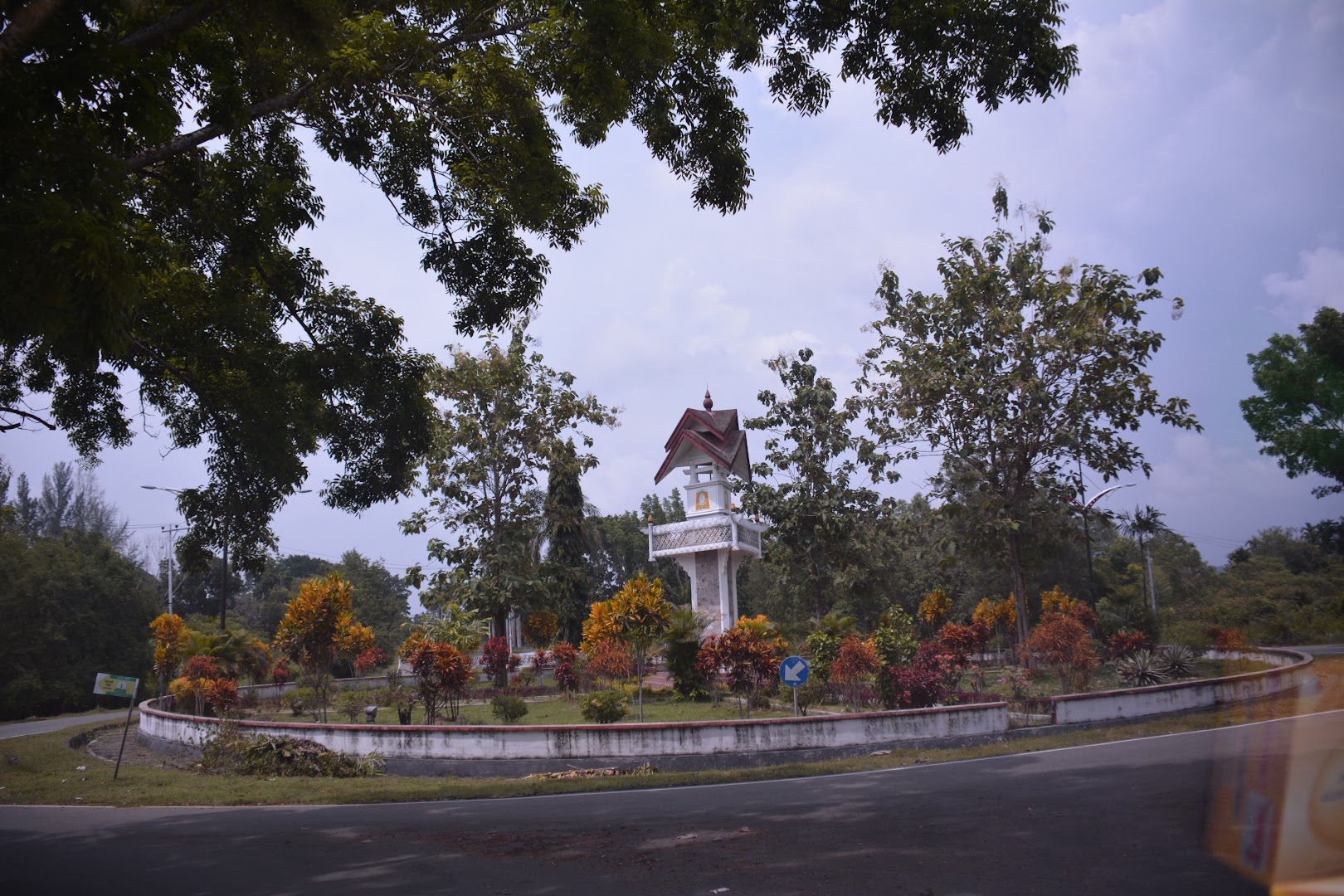 Gambar Bundaran Kota Jantho