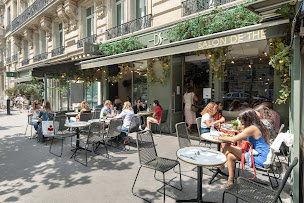 Photo n°12 de DS Café Niel à Paris ()