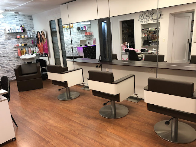 Rezensionen über A coiffure & J cosmetics in Villars-sur-Glâne - Friseursalon