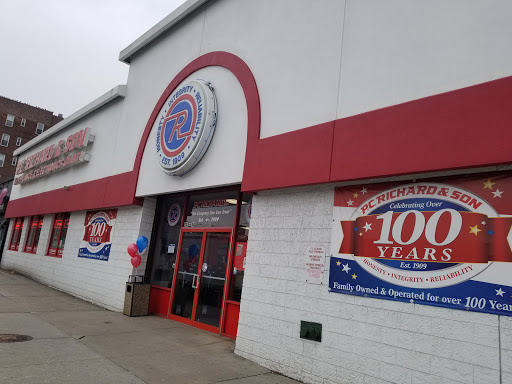 Appliance Store «P.C. Richard & Son», reviews and photos, 113-14 Queens Blvd, Forest Hills, NY 11375, USA