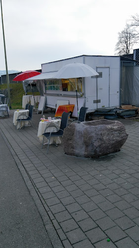 Rezensionen über Tennisclub Niederurnen in Glarus Nord - Sportstätte