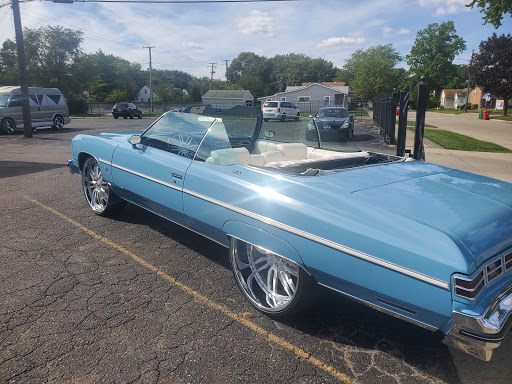 Car Stereo Store «WOW Electronics», reviews and photos, 21165 Gratiot Ave, Eastpointe, MI 48021, USA