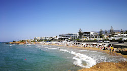 Beach Gouves II'in fotoğrafı geniş bir kıyı şeridi ile birlikte