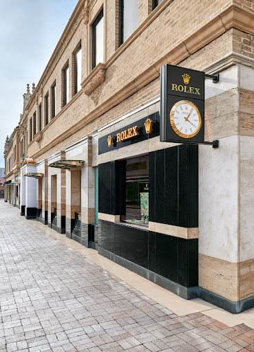 Jewelry Store «TIVOL», reviews and photos, 220 Nichols Rd, Kansas City, MO 64112, USA