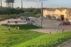 Skate Park im Rheinpark image