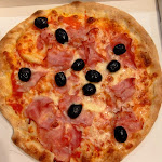 Photo n°2 de l'avis de Cella.. fait le 26/01/2023 à 19:47 sur le  La Strada - Art of Pizza - by Pietro à Volkach