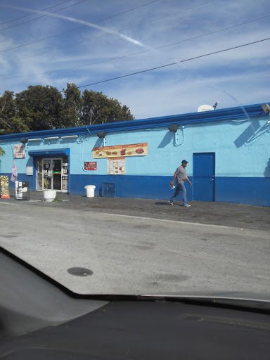 Grocery Store «Dixie Court Food Market», reviews and photos, 106 NW 11th Ave, Fort Lauderdale, FL 33311, USA