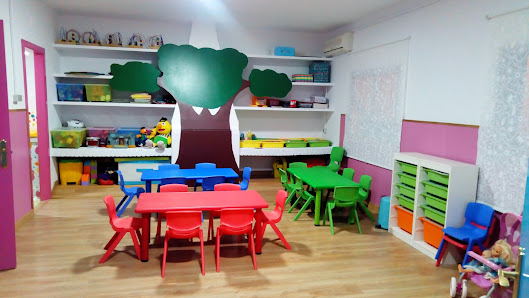 Escuela Infantil Petete C. Guadiamar, 9, 41928 Palomares del Río, Sevilla, España