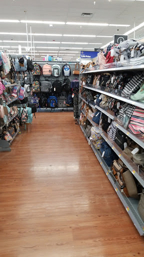 Department Store «Walmart Supercenter», reviews and photos, 200 12th St SW, Forest Lake, MN 55025, USA