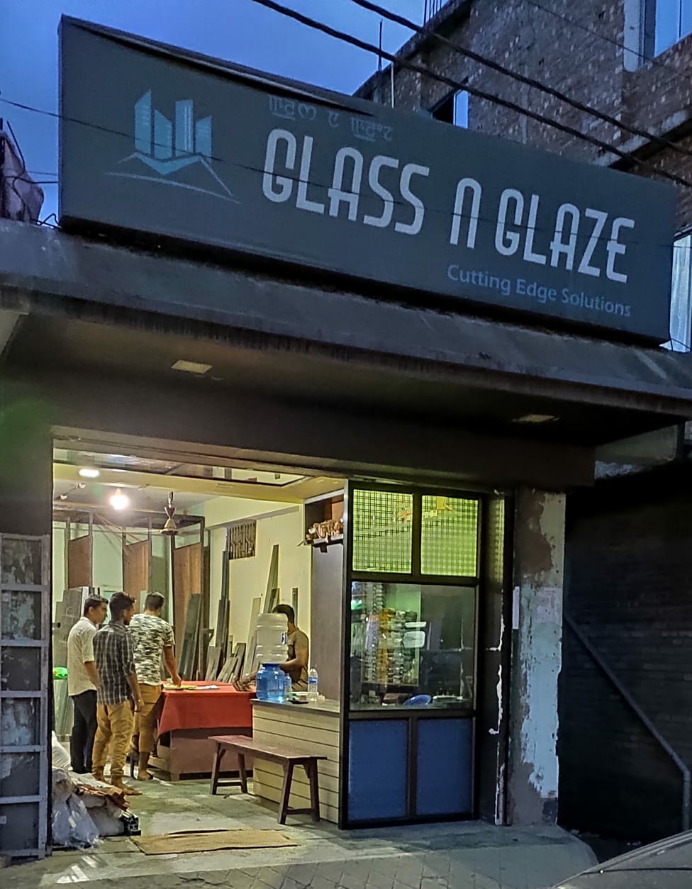 Glass N Glaze