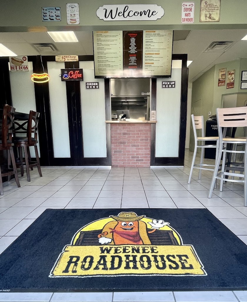 Weenee Roadhouse 92234