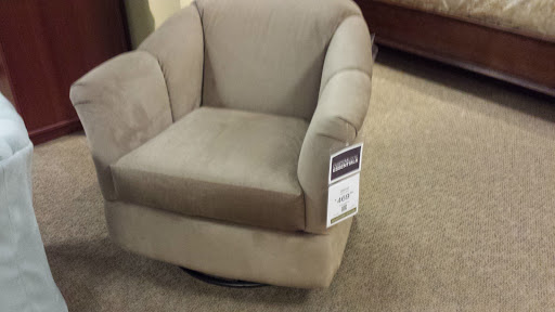 Furniture Store «Havertys Furniture», reviews and photos, 1175 Eglin Pkwy, Shalimar, FL 32579, USA