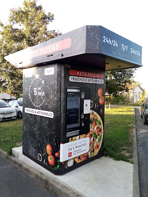 Distributeur pizza cook 24/24 le Mesnil à Mauges-sur-Loire