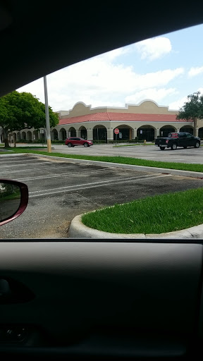 Home Improvement Store «True Value», reviews and photos, 2555 N Hiatus Rd, Hollywood, FL 33026, USA