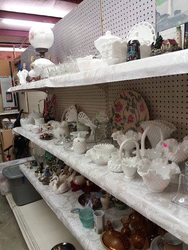 Flea Market «Dixie 400 Flea Market», reviews and photos, 4750 Settingdown Cir, Cumming, GA 30028, USA