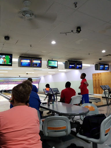 Bowling Alley «Orange Bowl Lanes», reviews and photos, 1221 E Vine St, Kissimmee, FL 34744, USA