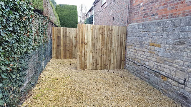 Comments and reviews of Worcestershire Fencing