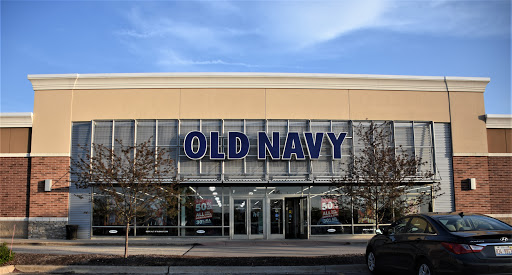 Old Navy, 3220 Shoppers Dr, McHenry, IL 60051, USA, 