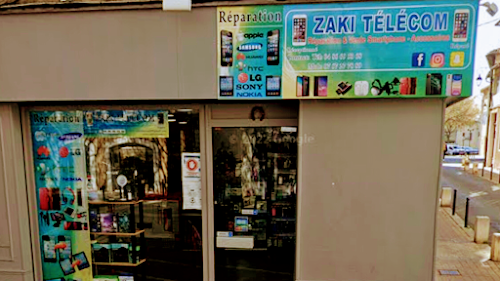 Atelier de réparation de téléphones mobiles Zaki Télécom Cavaillon