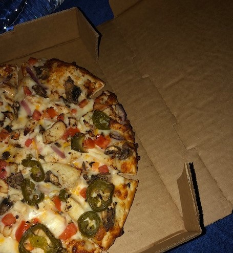 Pizza Restaurant «Round Table Pizza», reviews and photos, 13100 San Pablo Ave, Richmond, CA 94805, USA