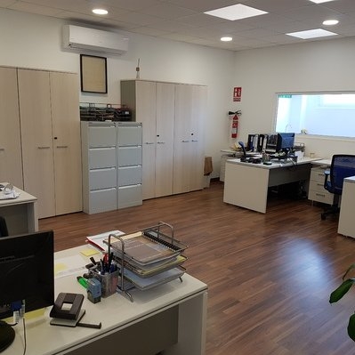 Servinet del Vallès S L en Palau-solità i Plegamans, Barcelona