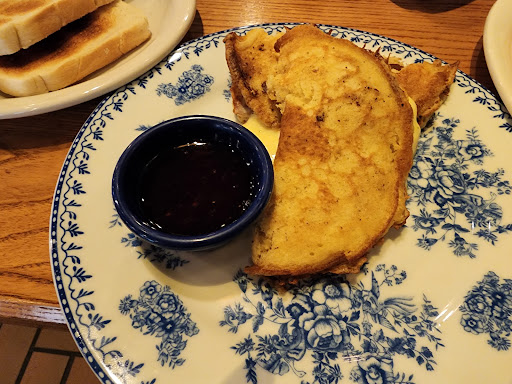 American Restaurant «Cracker Barrel Old Country Store», reviews and photos, 7995 Senoia Rd, Fairburn, GA 30213, USA