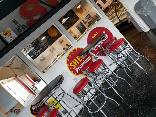 Ice Cream Shop «Scoops Ice Cream & Coffee», reviews and photos, 123 W Heron St, Aberdeen, WA 98520, USA