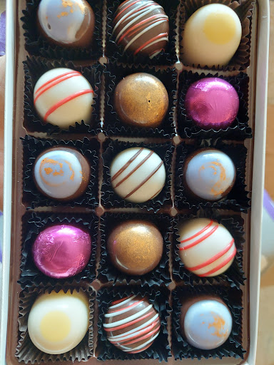 Candy Store «Champagne Chocolates LLC», reviews and photos, 65 Macomb Pl #E, Mt Clemens, MI 48043, USA