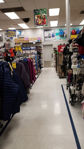 Sporting Goods Store «Big 5 Sporting Goods», reviews and photos, 7111 Eastern Ave, Bell Gardens, CA 90201, USA