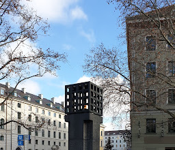 Denkmal für die Opfer der NS-Gewaltherrschaft photo