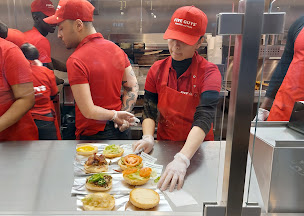 Photo n°5 de Five Guys Levallois Perret à Levallois-Perret ()