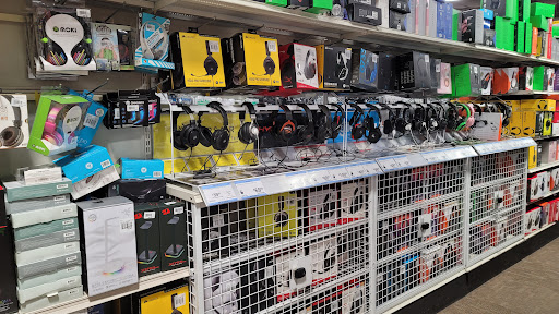 Micro Center image