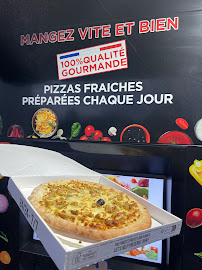 Aliment-réconfort du Restauration rapide 3 minutes pizza à Saint-Pierre-en-Auge - n°3