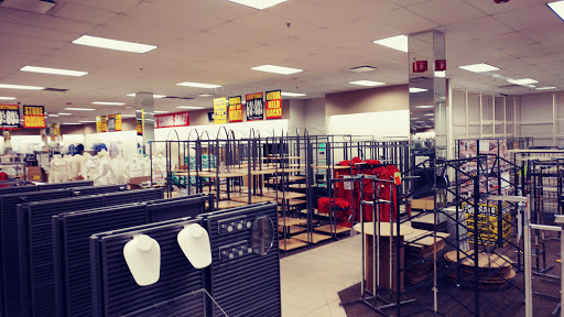 Department Store «Stein Mart», reviews and photos, 2145 NJ-35, Holmdel, NJ 07733, USA