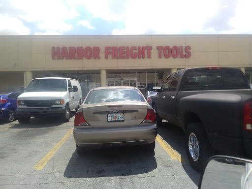 Tool Store «Harbor Freight Tools», reviews and photos, 410 W 49th St #104, Hialeah, FL 33012, USA
