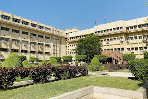 Faculty Of Medicine Kasr Al-Ainy, Cairo University image