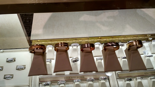 Jewelry Store «Jared The Galleria of Jewelry», reviews and photos, 2206 W Brandon Blvd, Brandon, FL 33511, USA