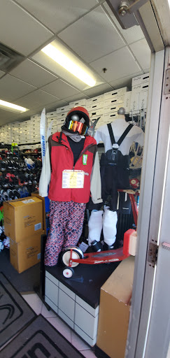 Sporting Goods Store «Play It Again Sports», reviews and photos, 685 Queen St, Southington, CT 06489, USA