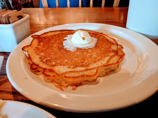 American Restaurant «Cracker Barrel Old Country Store», reviews and photos, 2115 S Church St, Murfreesboro, TN 37130, USA