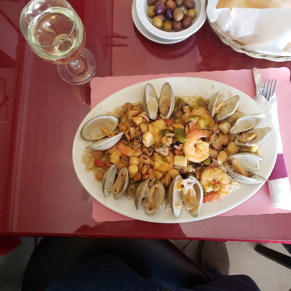 Le Bijou Pastry Shop & Restaurant 06106