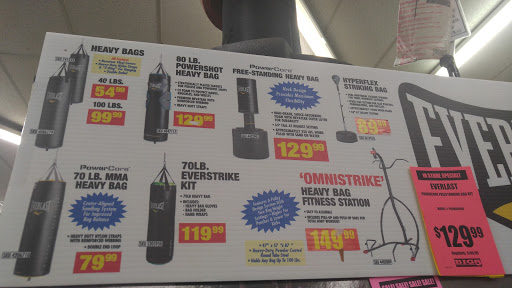 Sporting Goods Store «Big 5 Sporting Goods - Fresno», reviews and photos, 5488 N Blackstone Ave, Fresno, CA 93710, USA