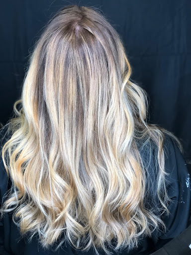 Hair Salon «Epic - A Michael Allen Salon», reviews and photos, 31 Mills St, York, PA 17402, USA