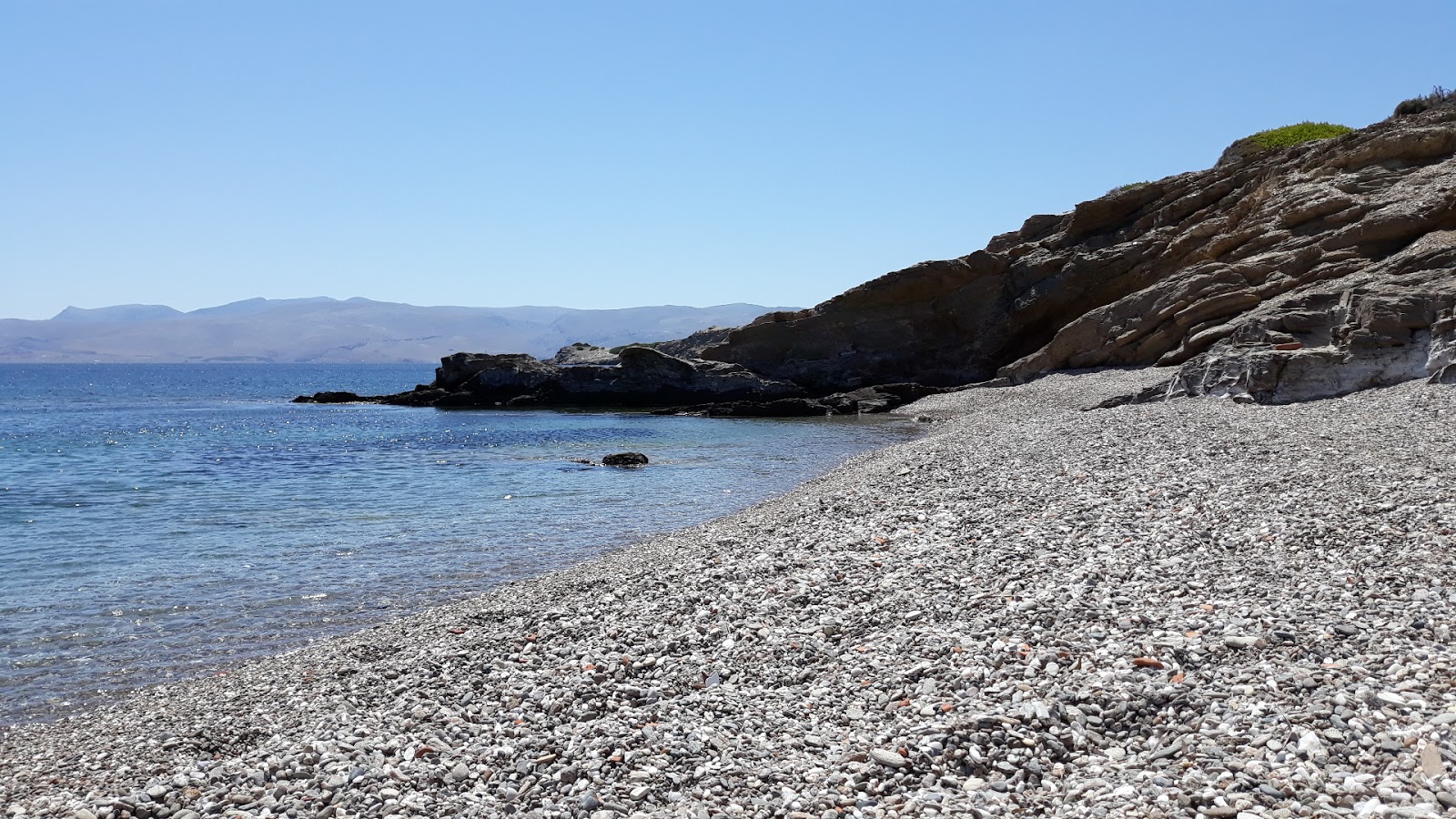 Fotografija Kakopetria beach z turkizna čista voda površino