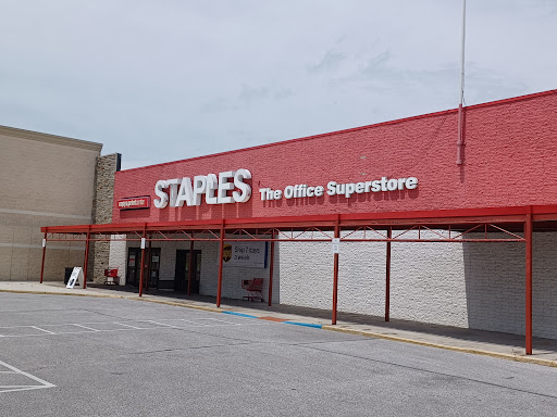 Office Supply Store «Staples», reviews and photos, 803 Goucher Blvd, Towson, MD 21286, USA